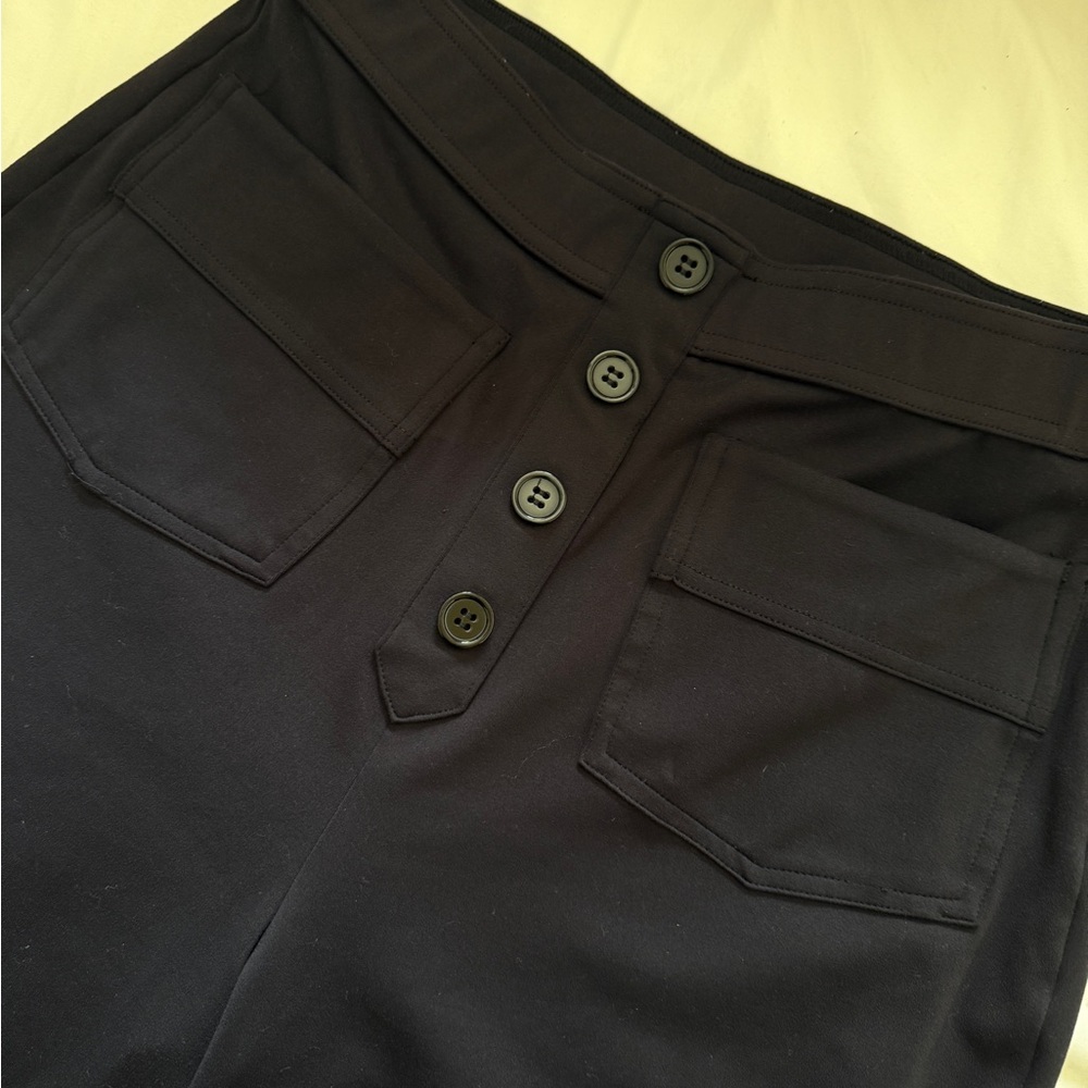 HALARA High Waisted Button Multiple Pockets Straight Leg Casual Legging Petite